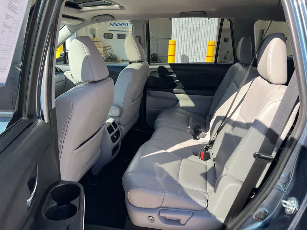 Thumbnail: 2021 Honda Pilot - 17