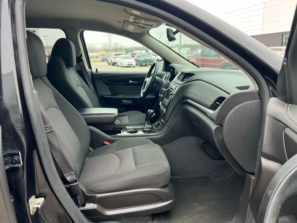 Thumbnail: 2015 Chevrolet Traverse - 24