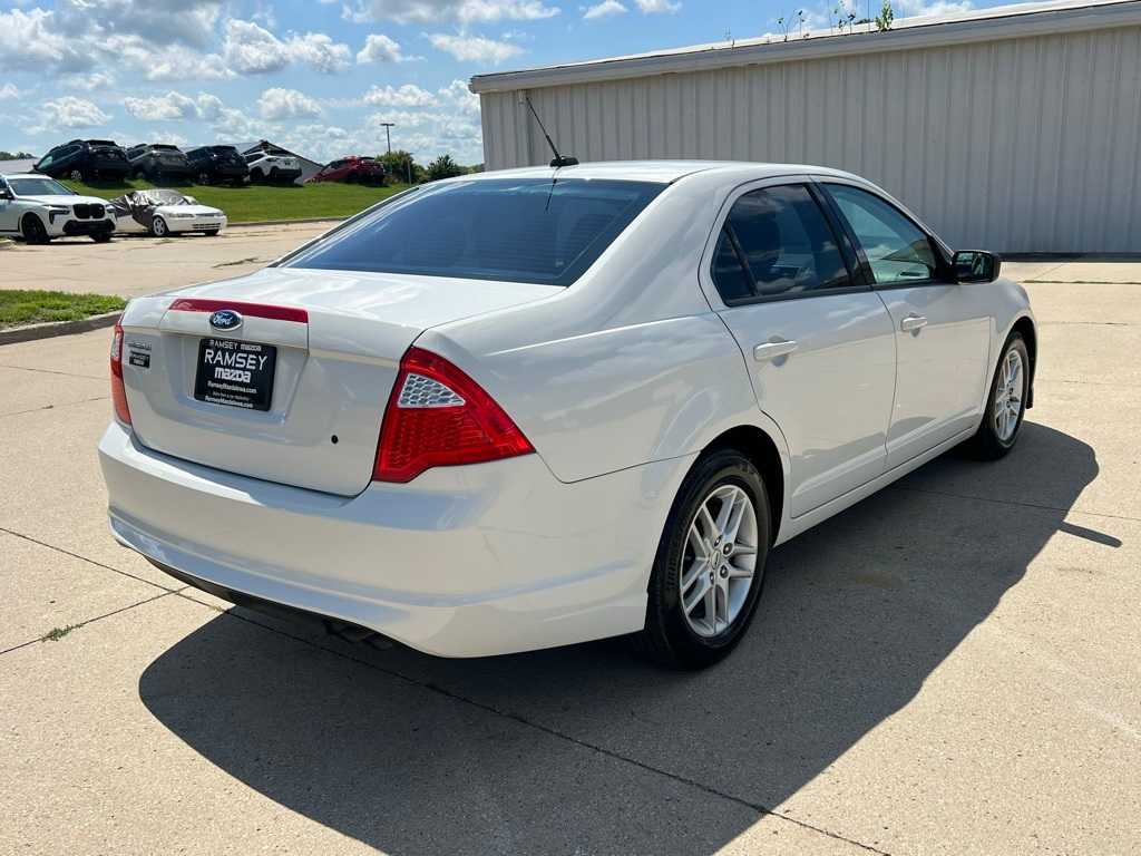 Thumbnail: 2012 Ford Fusion - 7