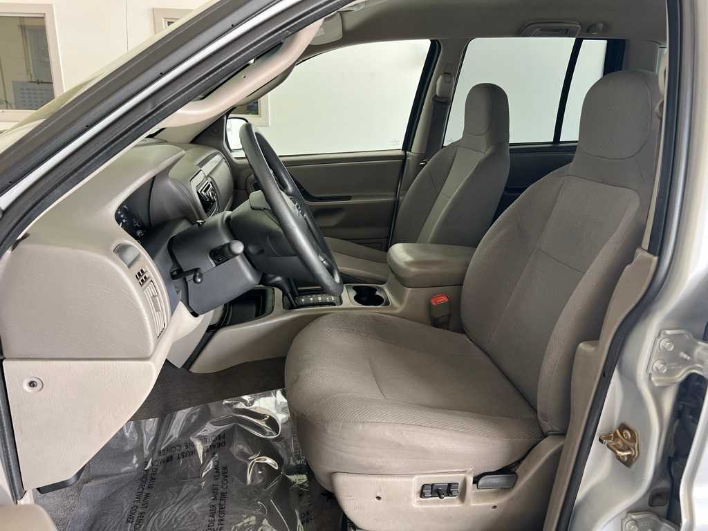 Thumbnail: 2003 Jeep Grand Cherokee - 14