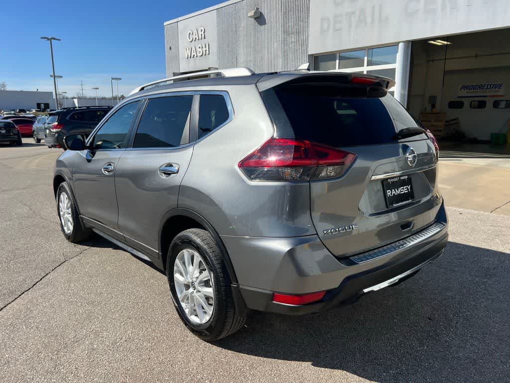 Thumbnail: 2018 Nissan Rogue - 3