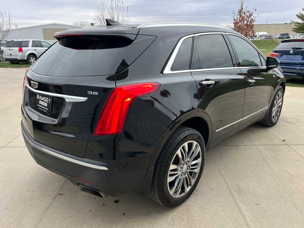 Thumbnail: 2017 Cadillac XT5 - 6