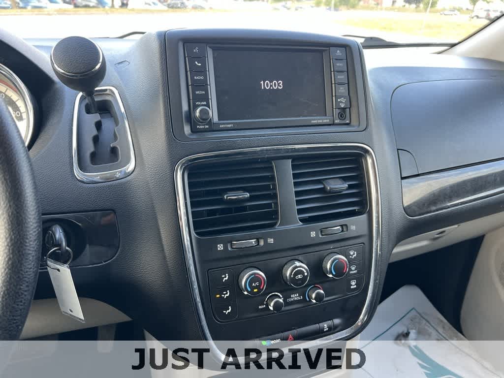 Thumbnail: 2018 Dodge Grand Caravan - 19
