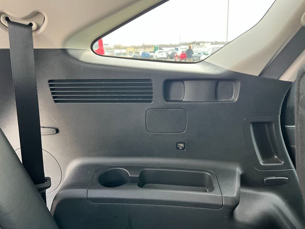 Thumbnail: 2023 Kia Sorento - 30