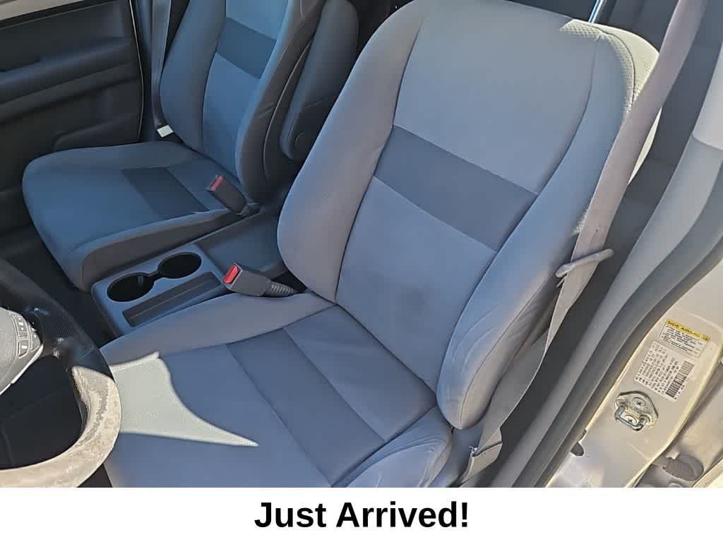 Thumbnail: 2011 Honda CR-V - 12