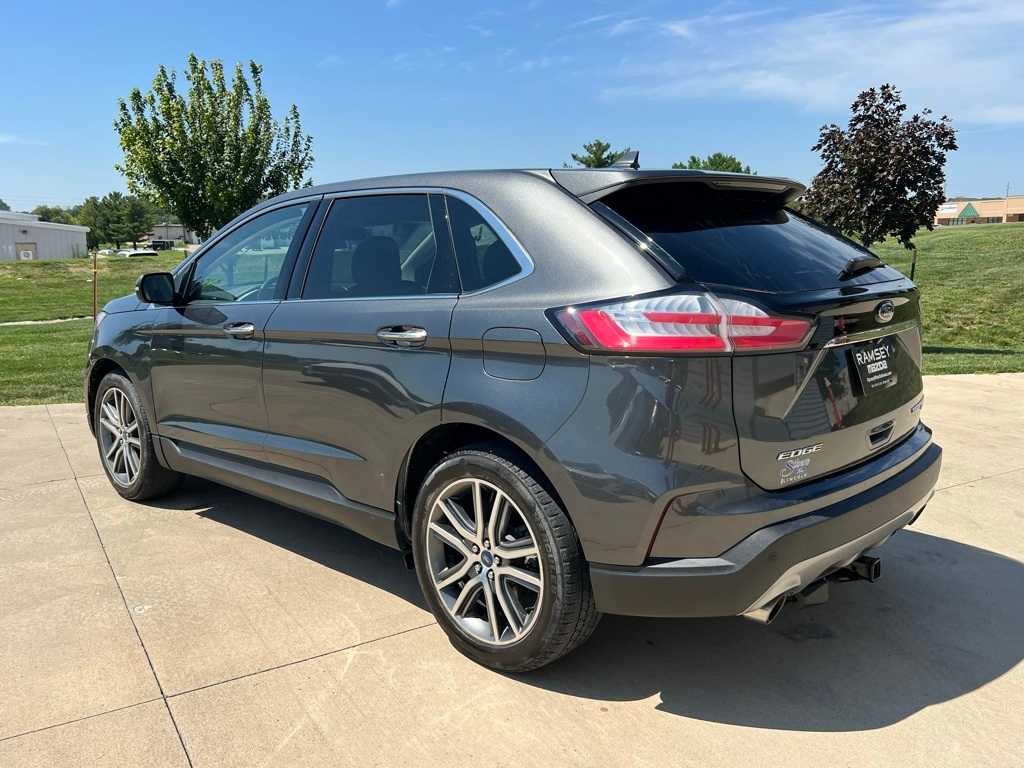 Thumbnail: 2019 Ford Edge - 4