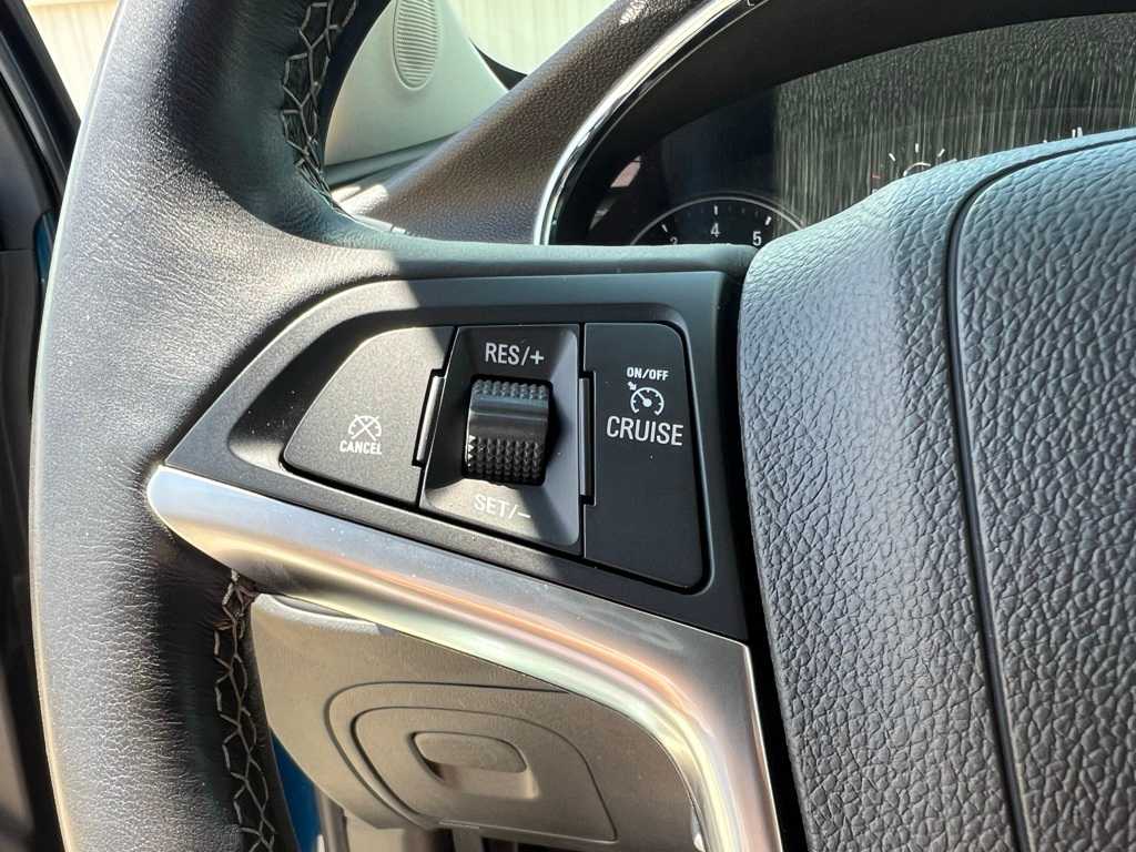 Thumbnail: 2019 Buick Encore - 23