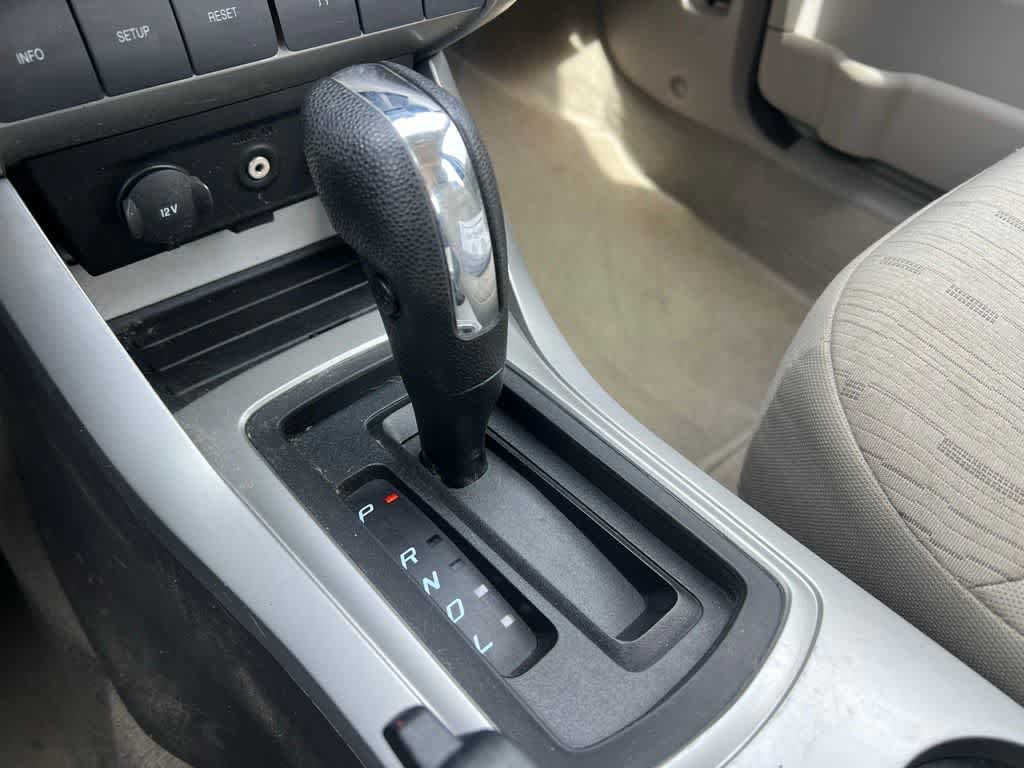 Thumbnail: 2010 Ford Focus - 35