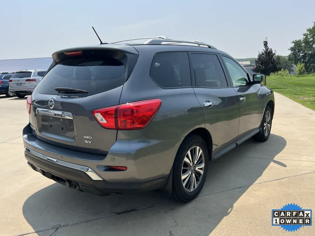 Thumbnail: 2017 Nissan Pathfinder - 6