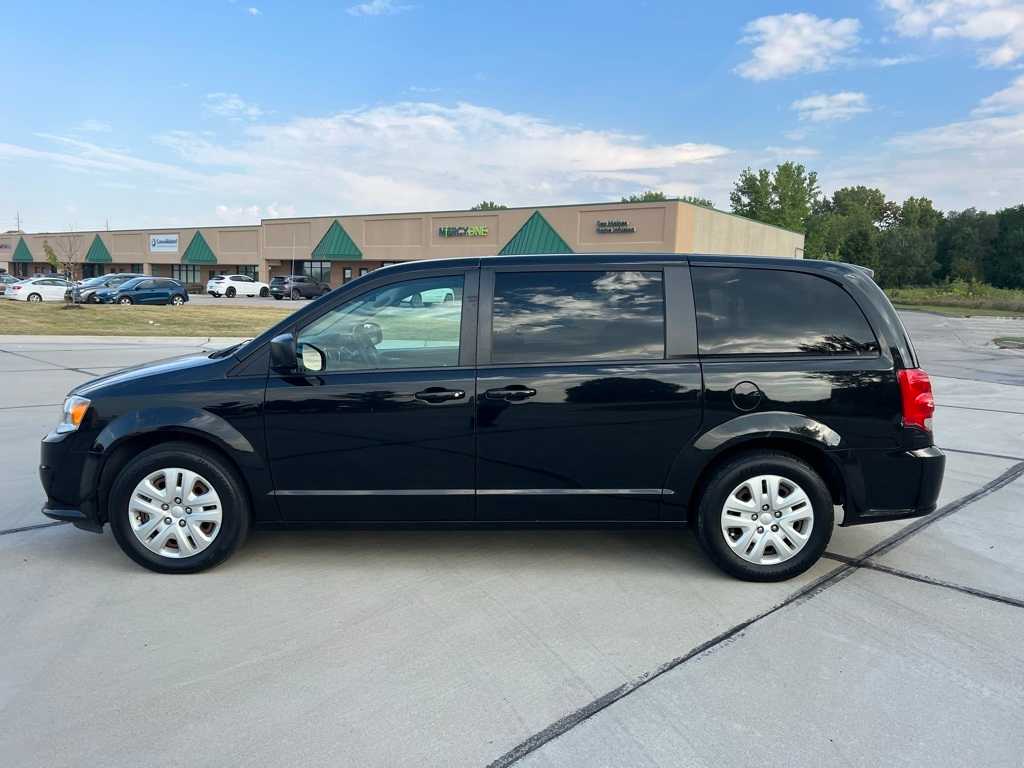 Thumbnail: 2018 Dodge Grand Caravan - 3