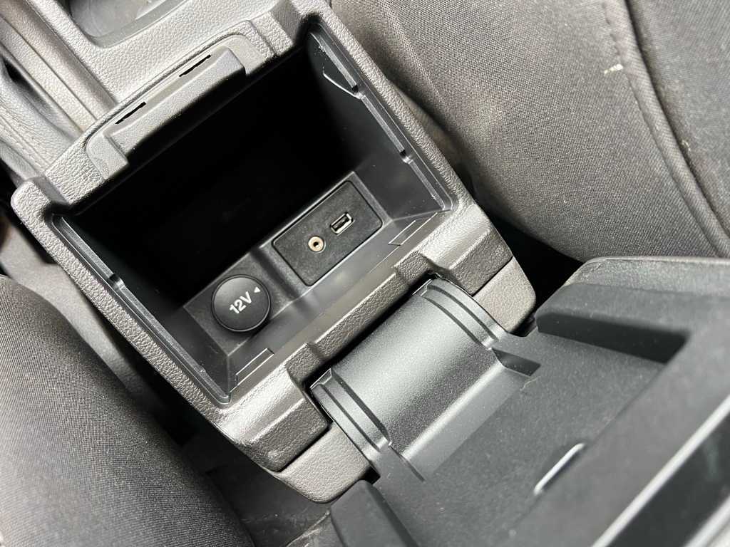 Thumbnail: 2016 Ford Focus - 27