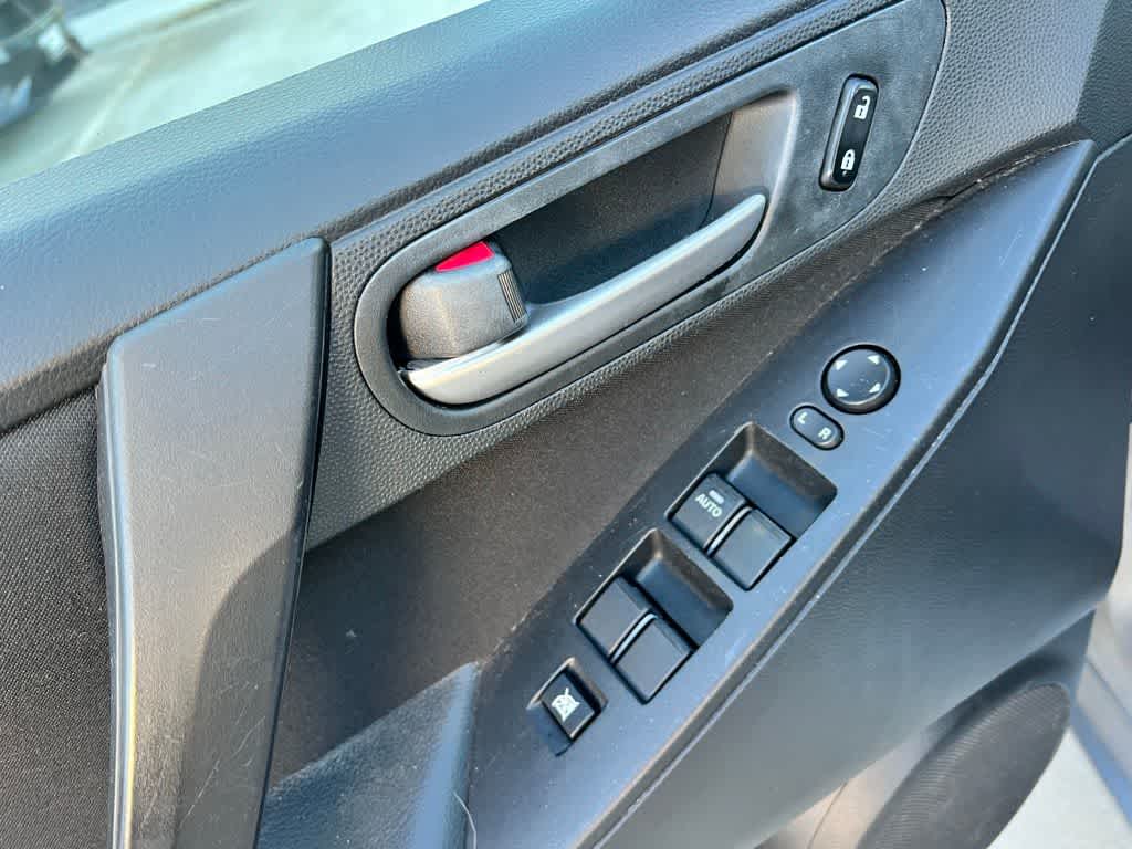 Thumbnail: 2011 Mazda Mazda3 - 16