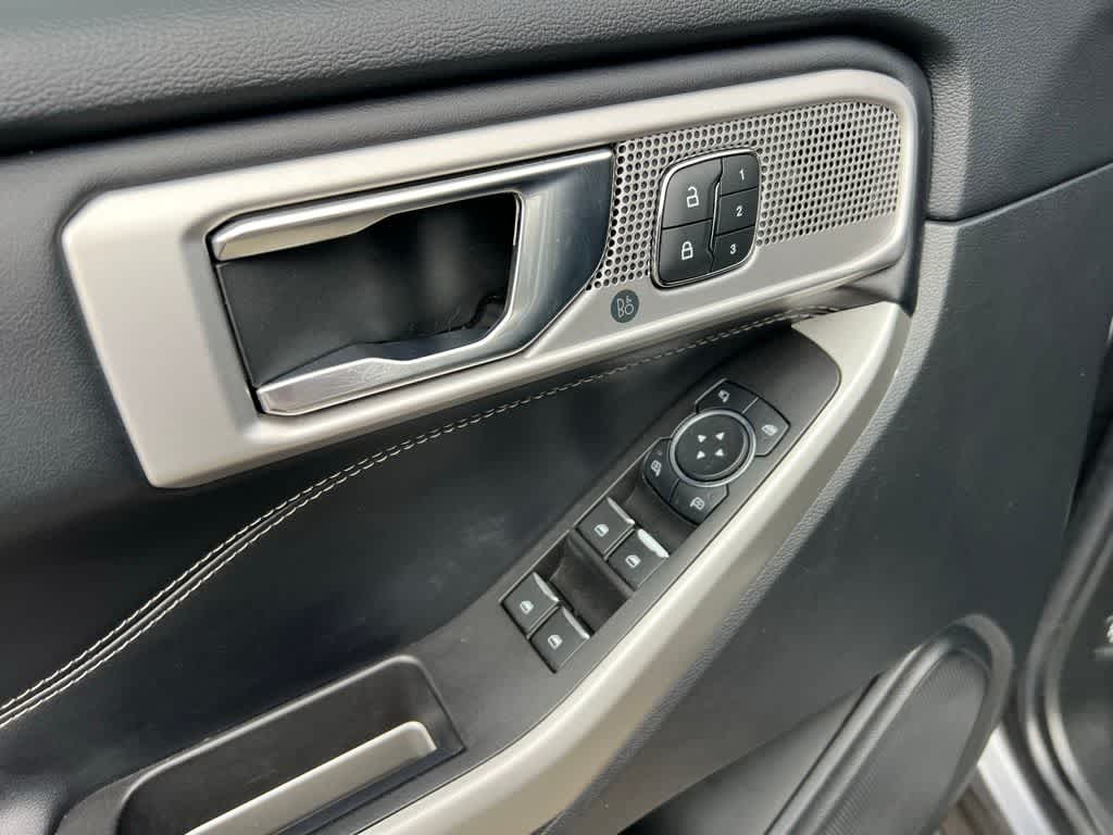 Thumbnail: 2021 Ford Explorer - 13