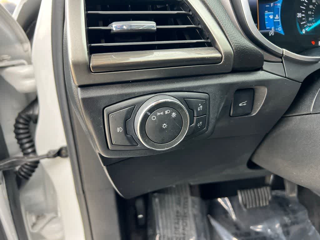 Thumbnail: 2017 Ford Fusion - 14