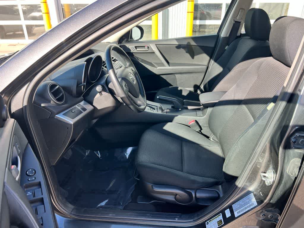 Thumbnail: 2012 Mazda Mazda3 - 17