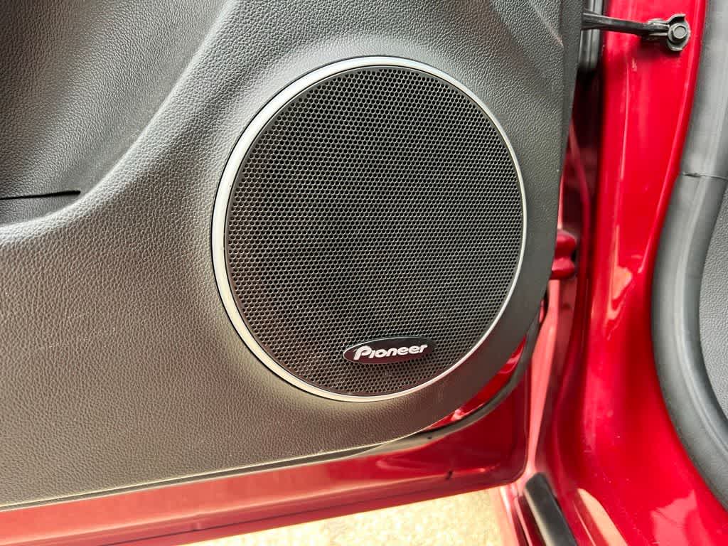 Thumbnail: 2011 Chevrolet Cruze - 16