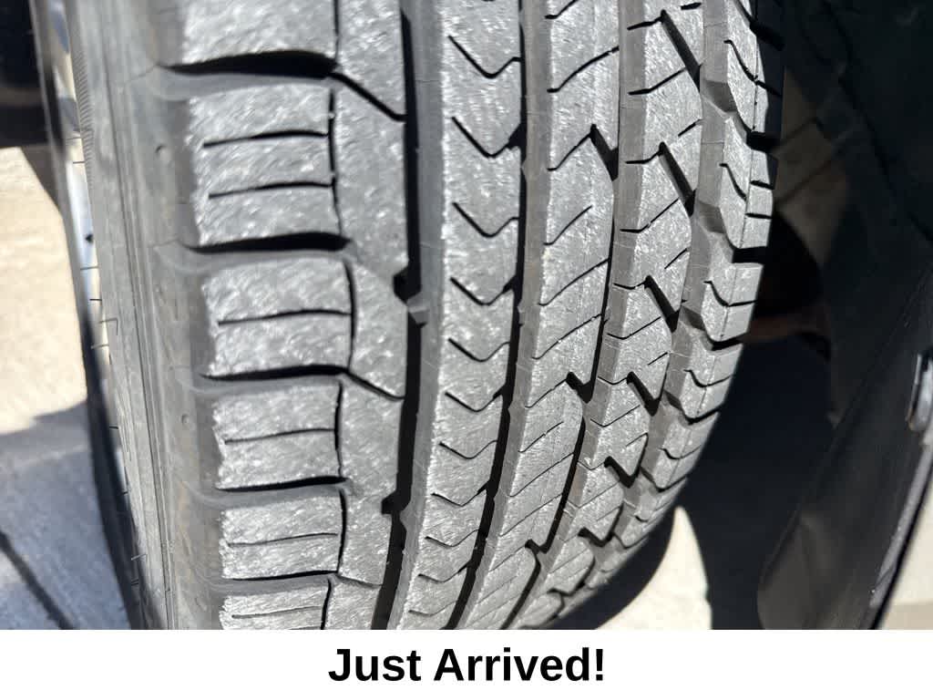 Thumbnail: 2008 Ford Fusion - 9