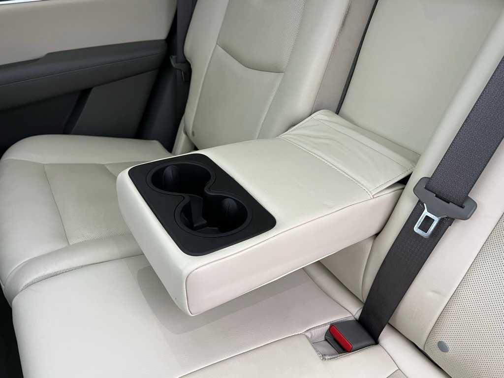 Thumbnail: 2017 Cadillac XT5 - 24