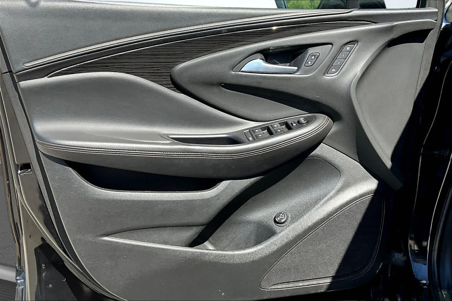 Thumbnail: 2017 Buick Envision - 18