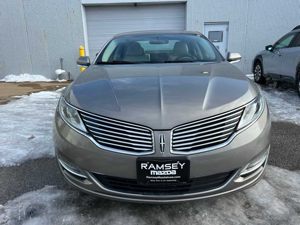 Thumbnail: 2016 Lincoln MKZ - 9