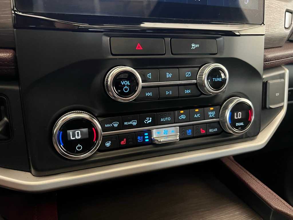 Thumbnail: 2022 Ford Expedition - 27