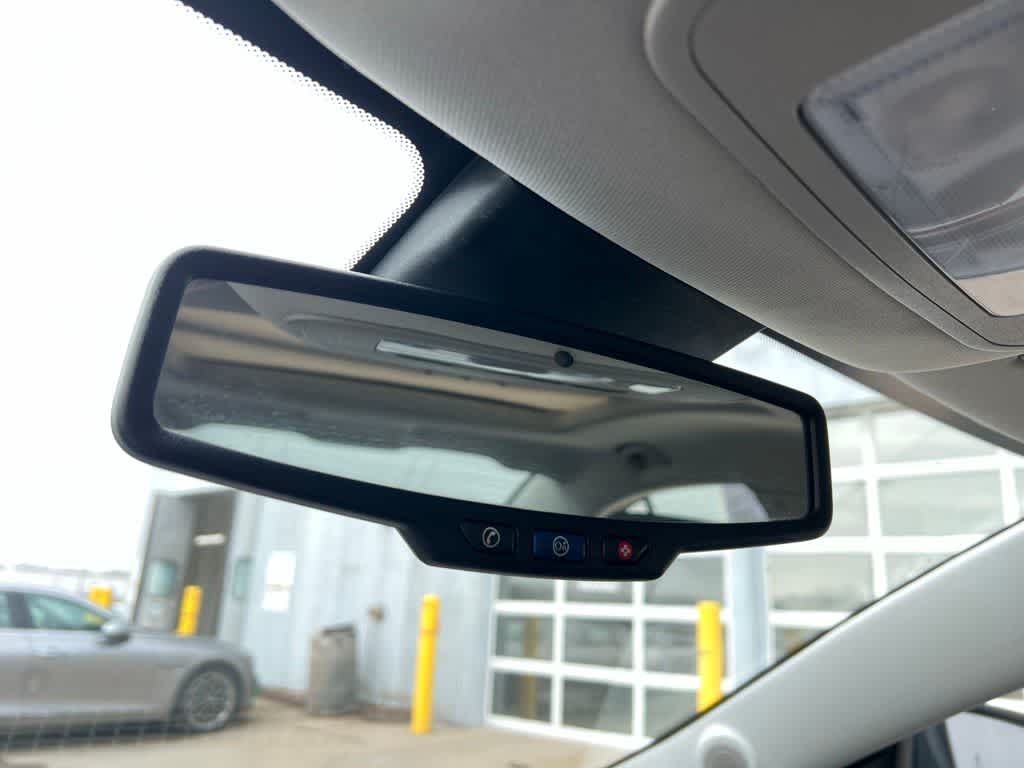 Thumbnail: 2011 Buick LaCrosse - 37