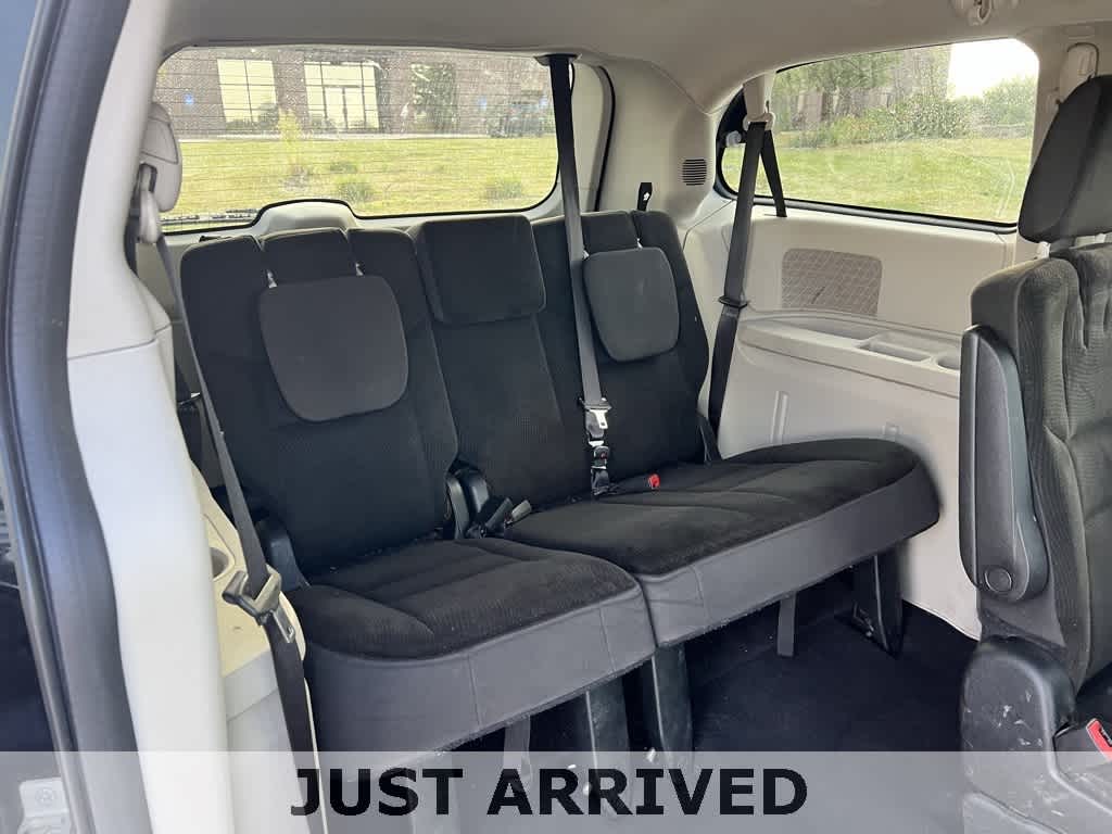 Thumbnail: 2018 Dodge Grand Caravan - 14