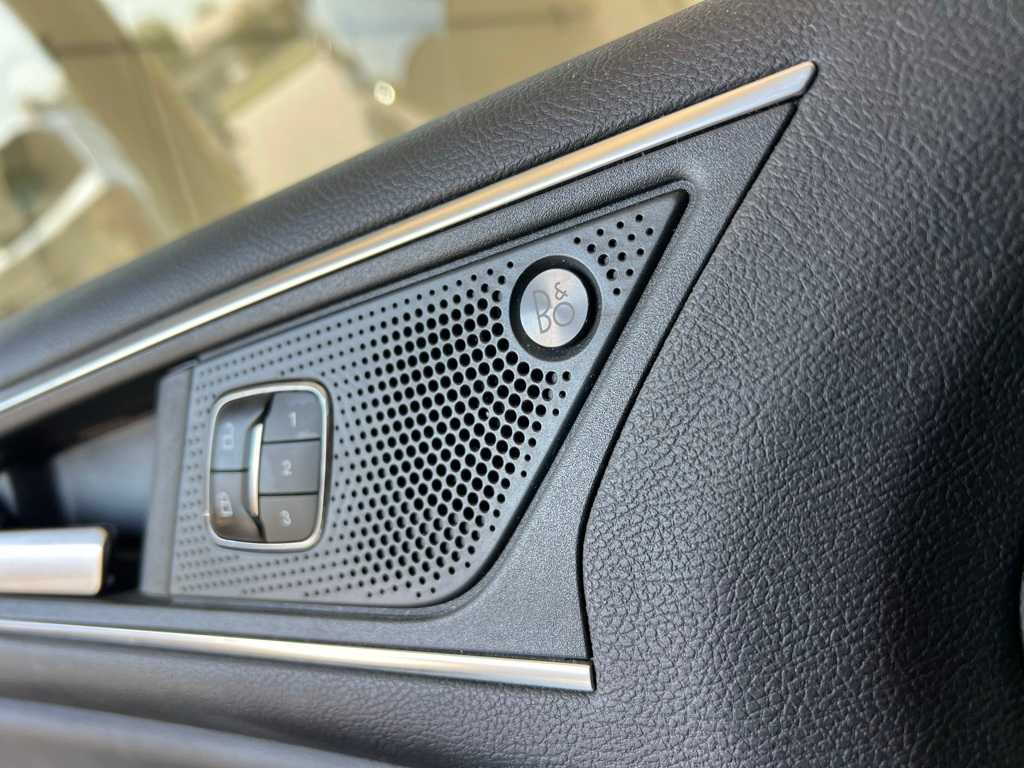 Thumbnail: 2019 Ford Edge - 36