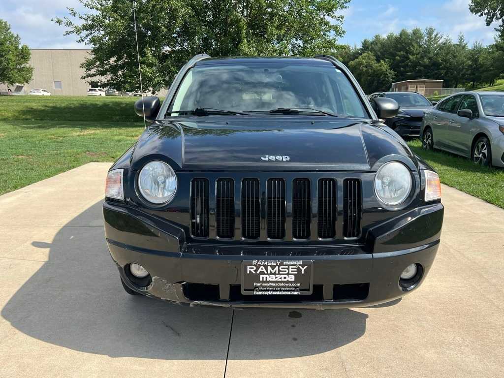 Thumbnail: 2010 Jeep Compass - 9