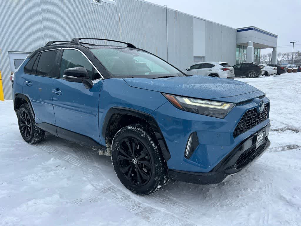 Thumbnail: 2022 Toyota RAV4 - 8