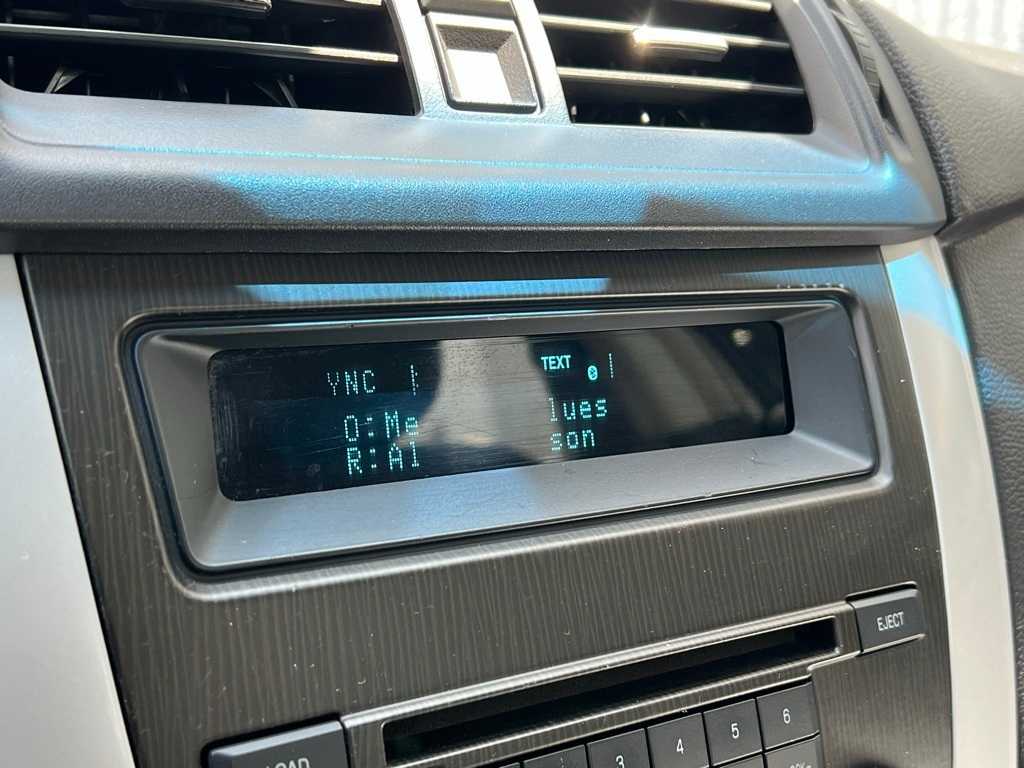 Thumbnail: 2011 Mercury Milan - 42