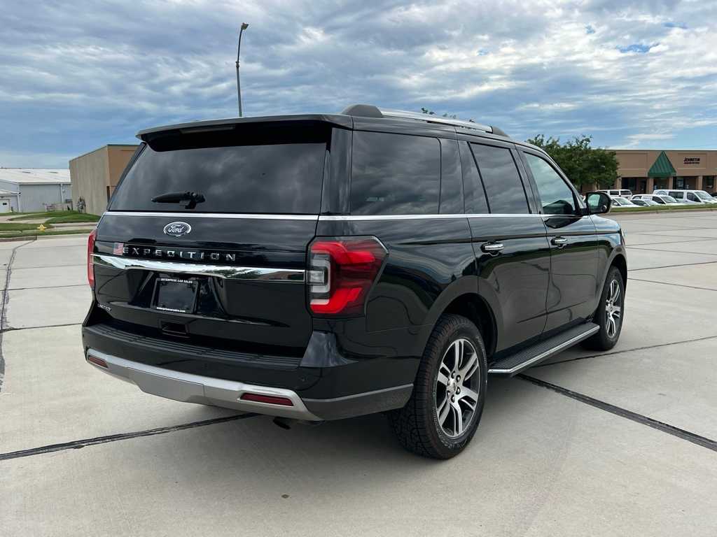 Thumbnail: 2022 Ford Expedition - 5