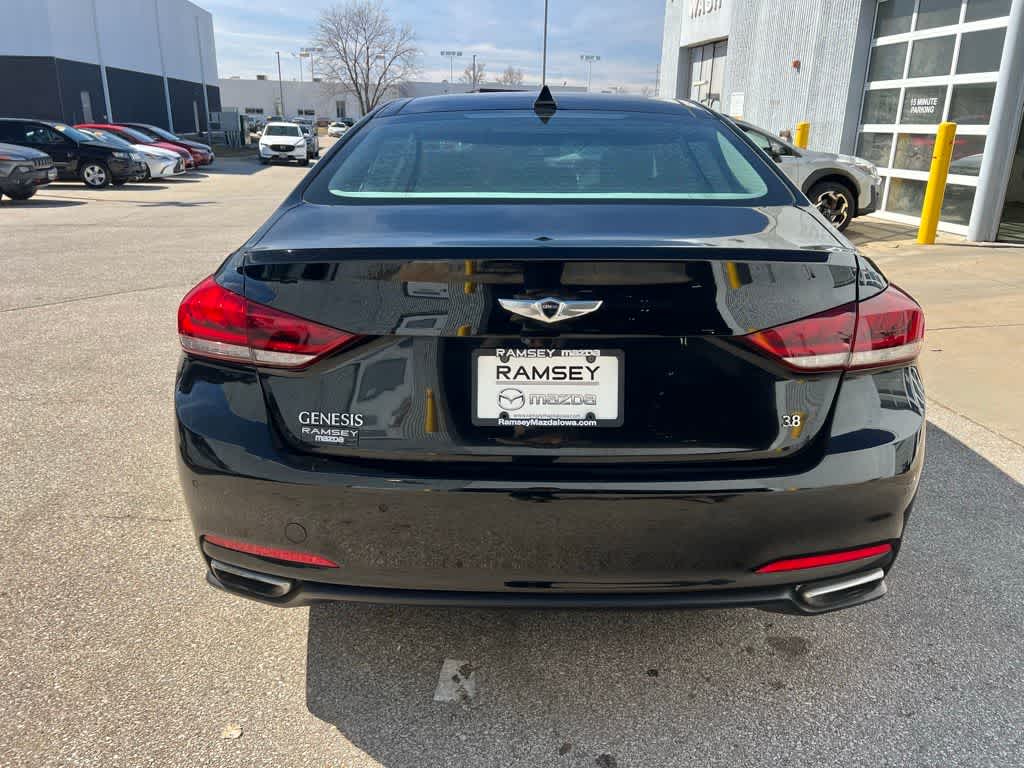 Thumbnail: 2015 Hyundai Genesis - 5