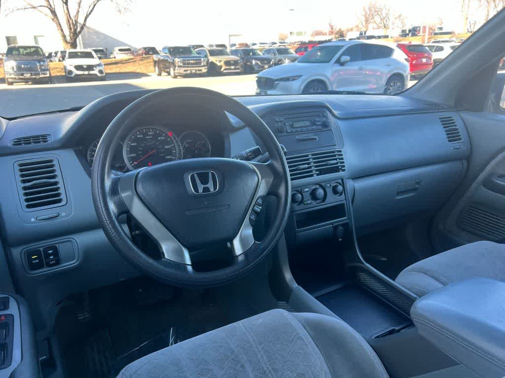 Thumbnail: 2004 Honda Pilot - 28