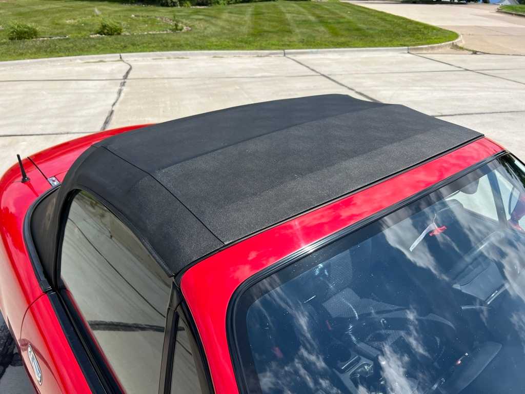 Thumbnail: 1995 Mazda MX-5 Miata - 44