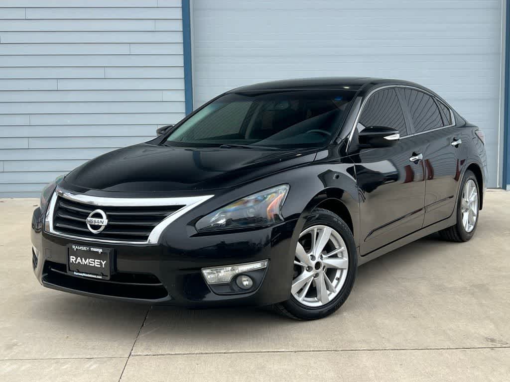 2015 Nissan Altima SV -
                  Urbandale, IA