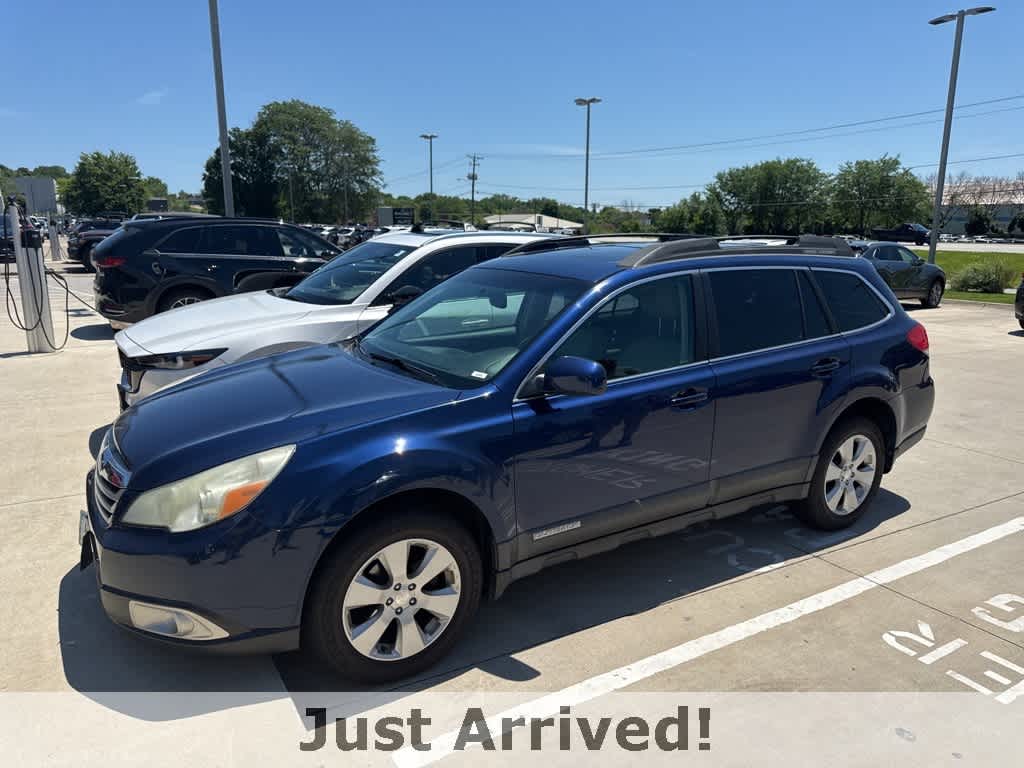 2010 Subaru Outback Premium -
                  Urbandale, IA