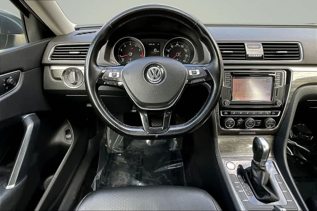 Thumbnail: 2018 Volkswagen Passat - 5