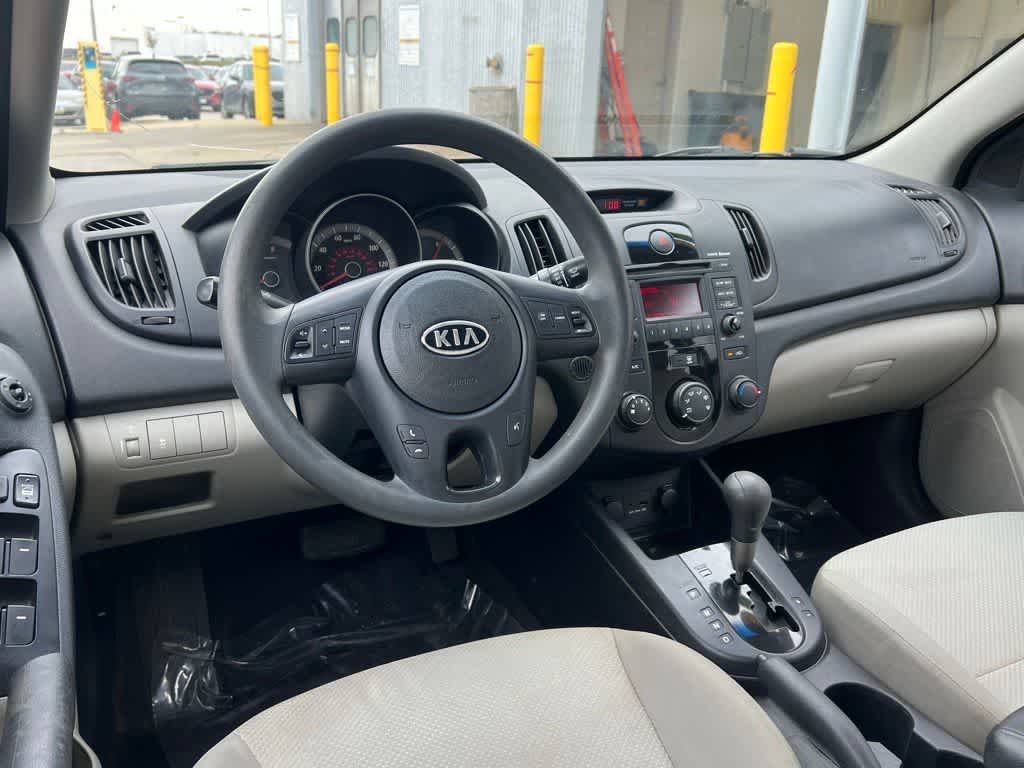 Thumbnail: 2010 Kia Forte - 23