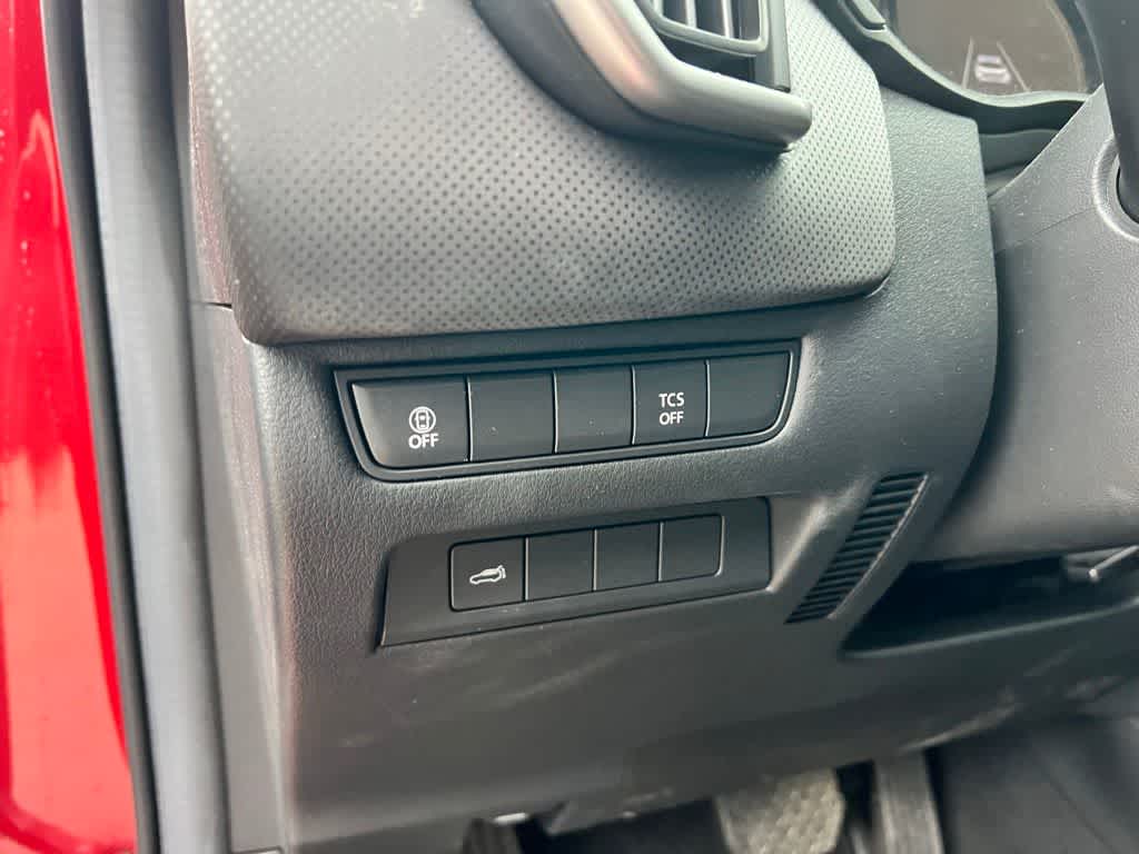 Thumbnail: 2025 Mazda CX-50 - 13