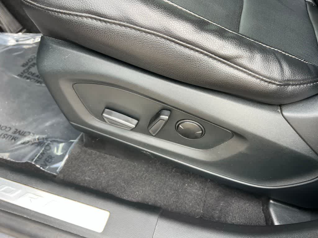 Thumbnail: 2021 Ford Explorer - 15