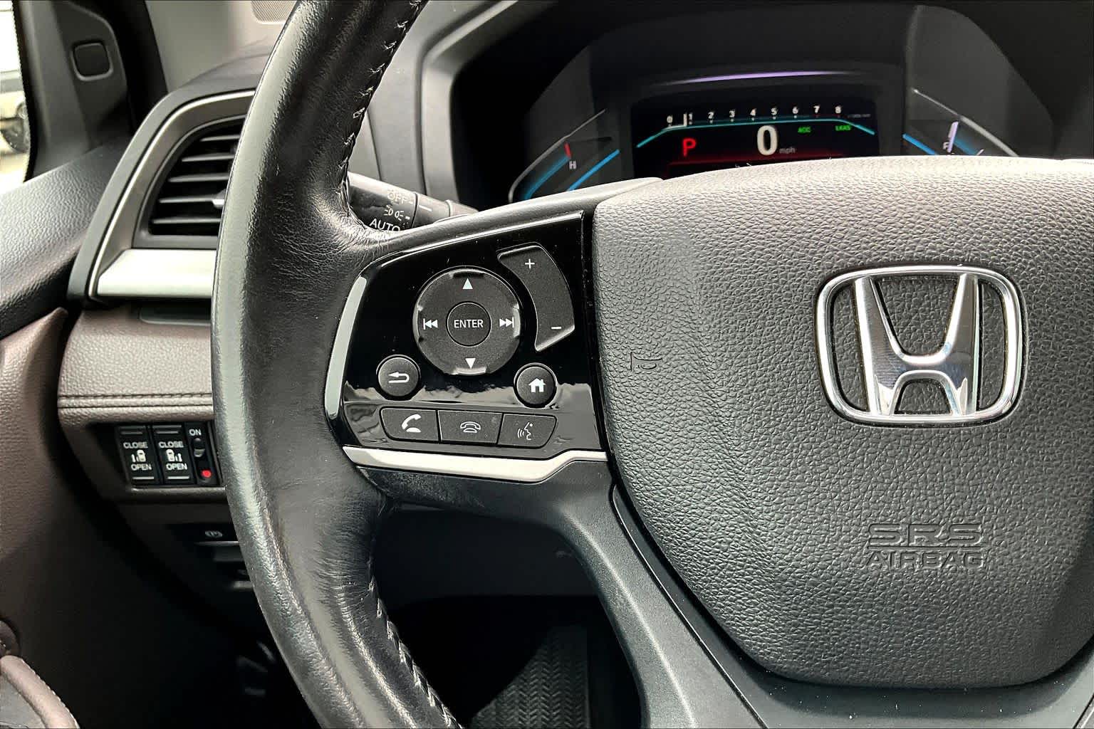 Thumbnail: 2018 Honda Odyssey - 20