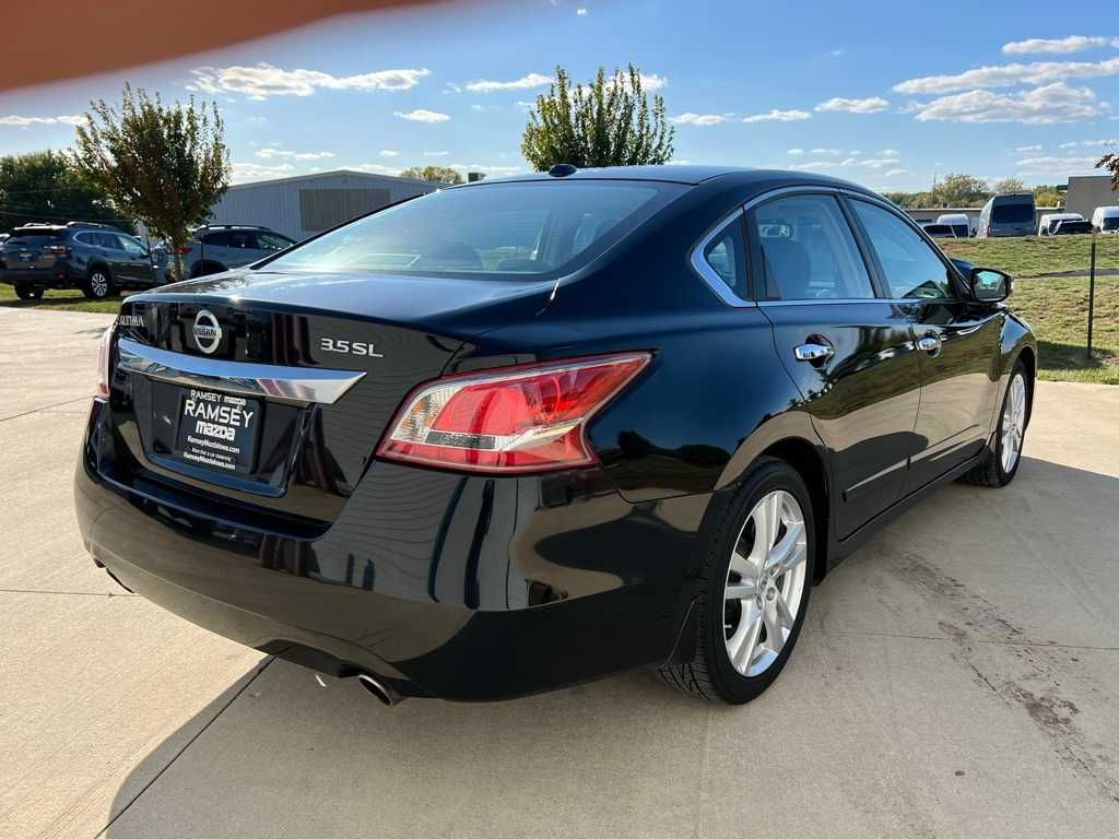 Thumbnail: 2013 Nissan Altima - 5