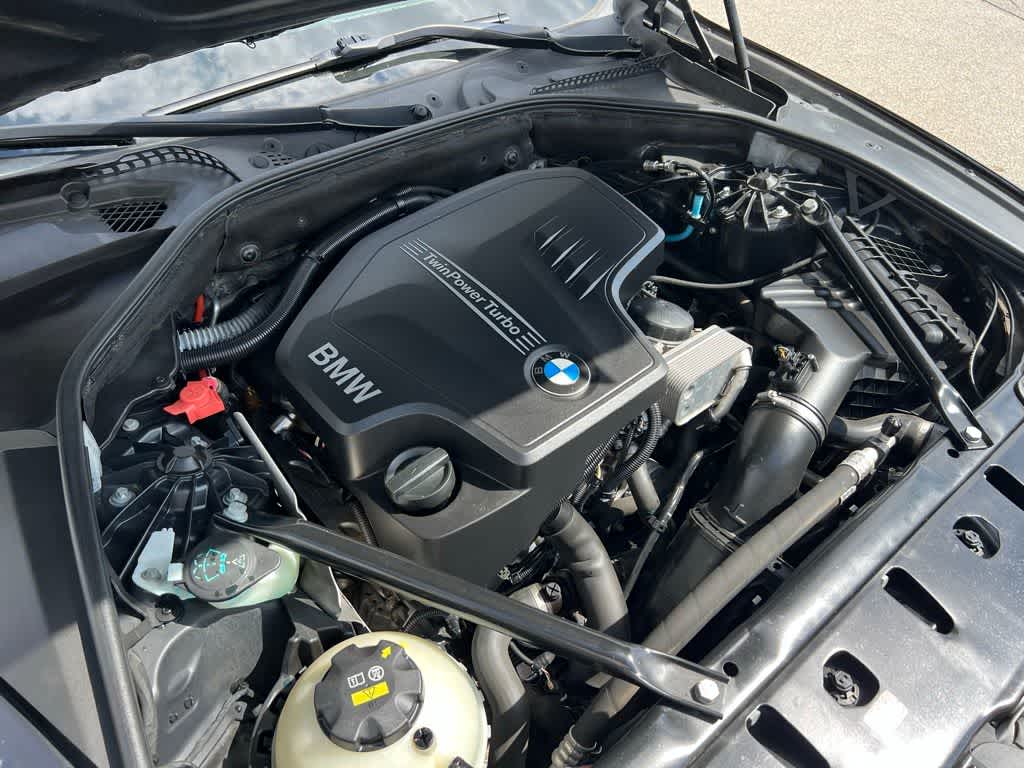 Thumbnail: 2016 BMW 5 Series - 7