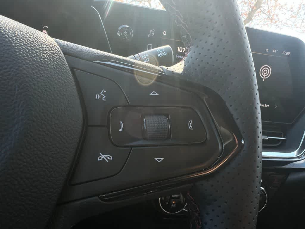 Thumbnail: 2025 Chevrolet Trax - 28