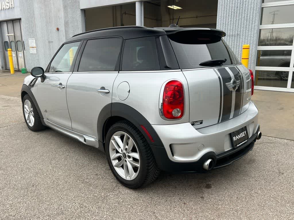 Thumbnail: 2011 MINI Cooper Countryman - 4