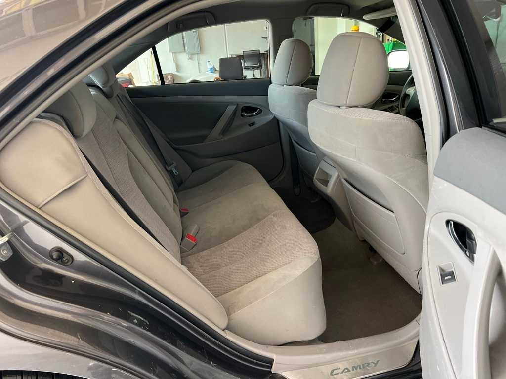 Thumbnail: 2011 Toyota Camry - 20