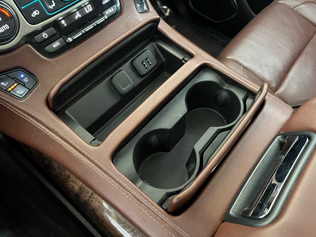 Thumbnail: 2015 Chevrolet Tahoe - 36