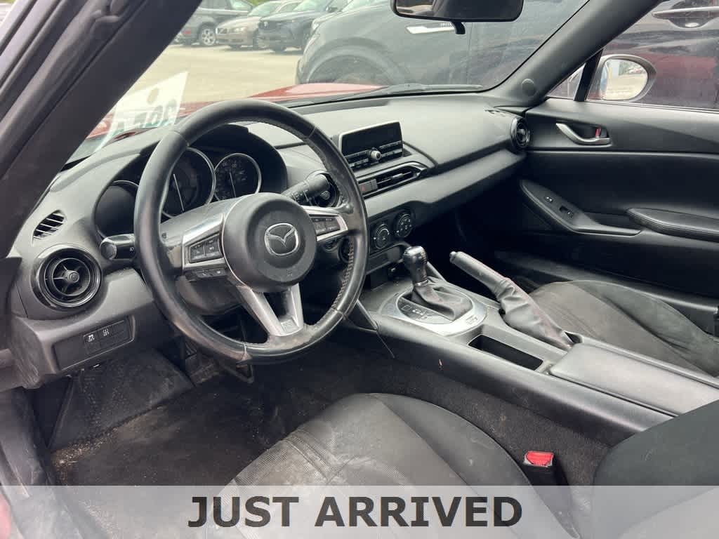 2017 Mazda MX-5 Miata Sport 6