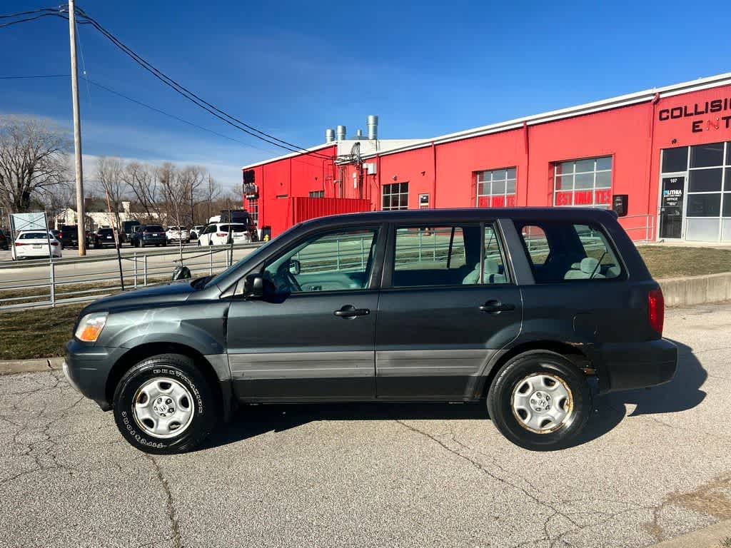 Thumbnail: 2004 Honda Pilot - 3